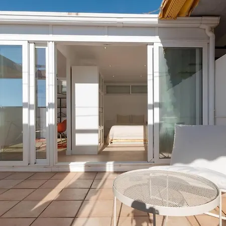 The Coastal Penthouse Apartment *